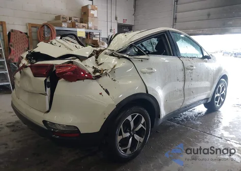 2020 Kia Sportage Lx z USA, uszkodzony, nr VIN KNDPMCAC5L7755752